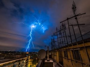 Previsioni meteo Roma e Lazio: oggi pioggia e temporali, nel weekend di fine maggio sole e caldo