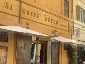 Il bando per l’affitto del Caffè Greco di Roma ape