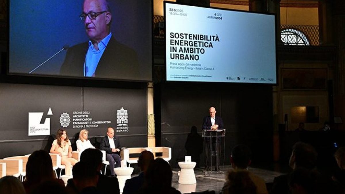 Il sindaco di Roma Roberto Gualtieri durante il suo intervento allo Humanizing Energy