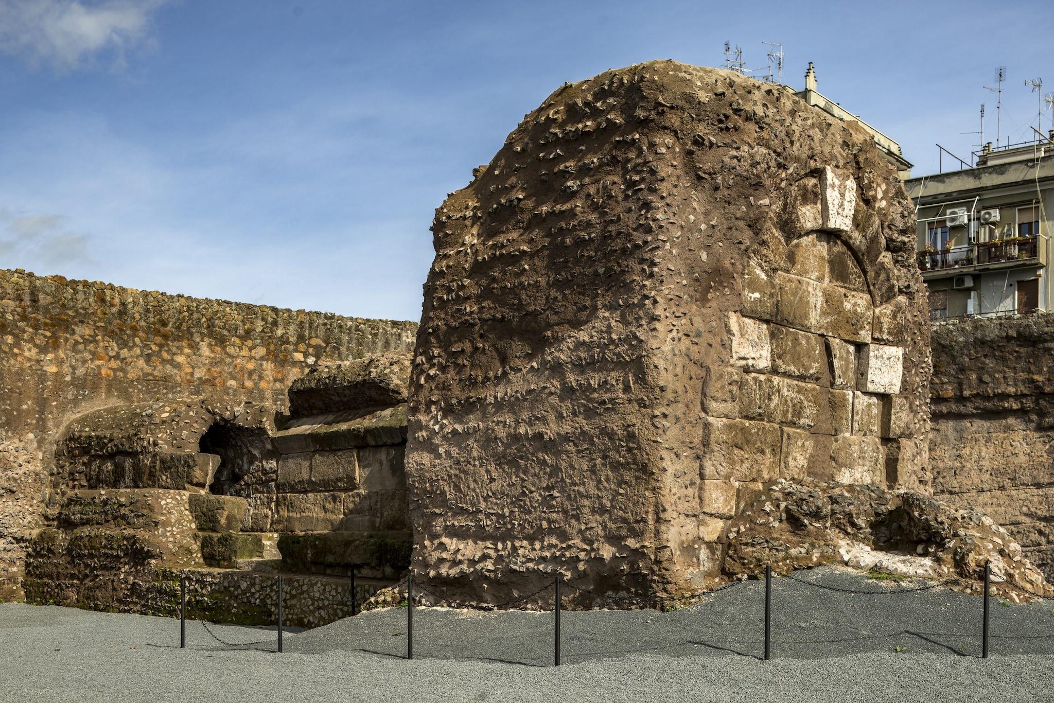 Il Torrione Prenestino, mausoleo al Pigneto