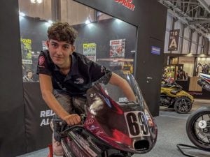 Si schianta con la moto sull’Appia a 20 anni, domani i funer
