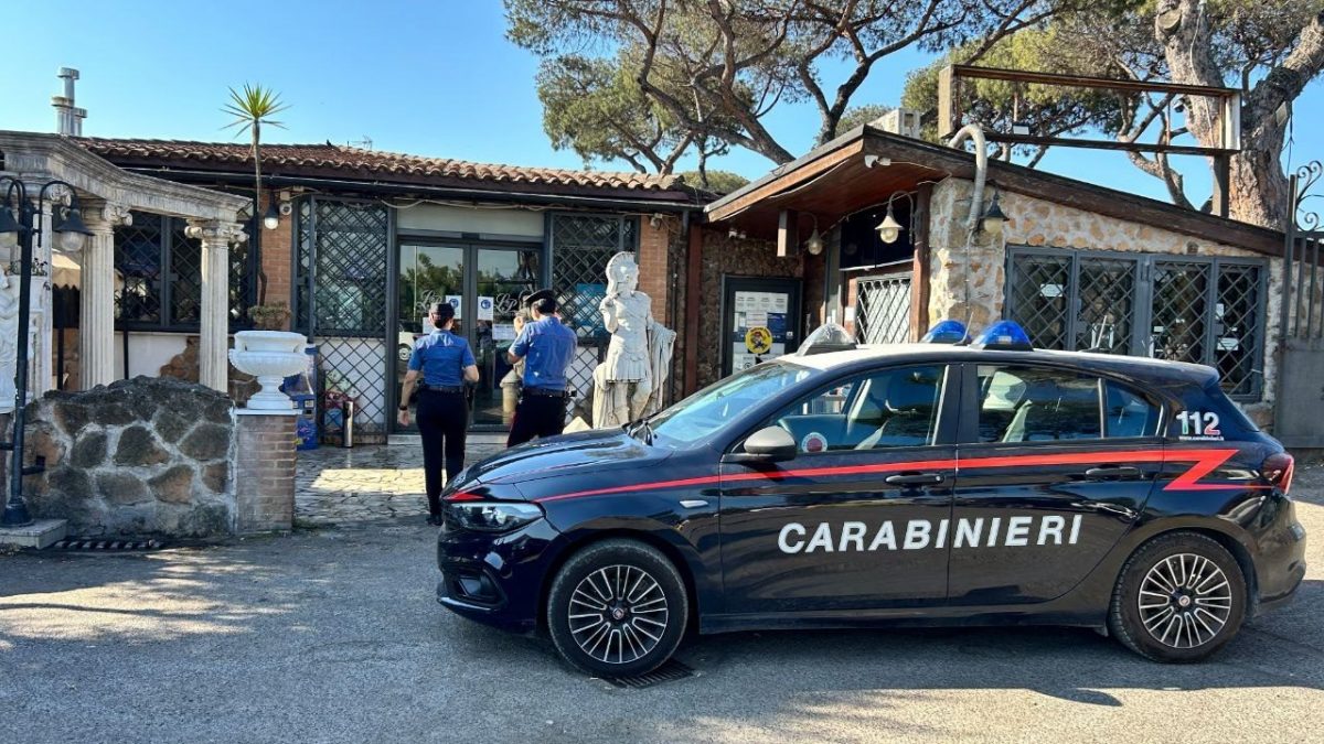 I carabinieri sul luogo del delitto