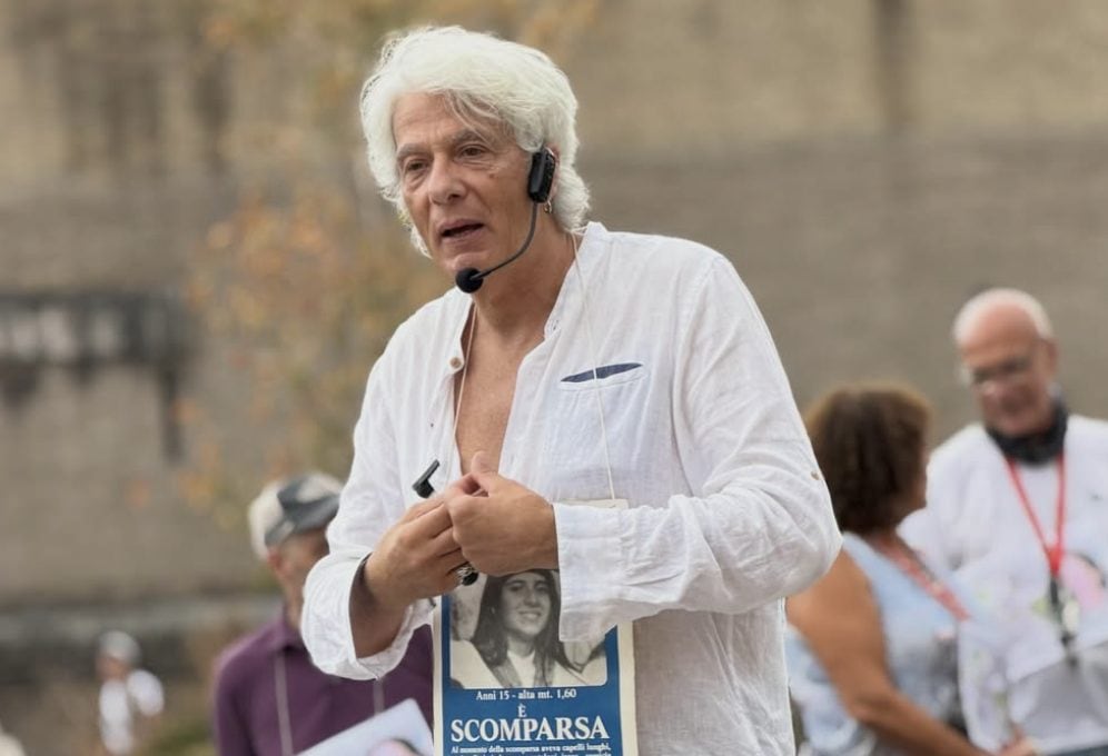 Emanuela Orlandi scomparsa 43 anni fa, Pietro al sit-in: "Il nome di mia sorella oggi fa ancora paura"