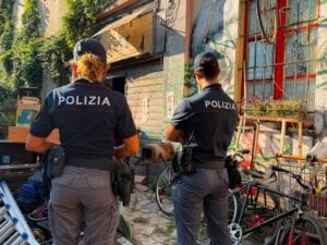 Sgombero del centro sociale Bencivenga a Roma