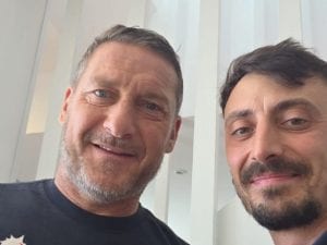 Rimozione di un nido di vespe in casa di Francesco Totti