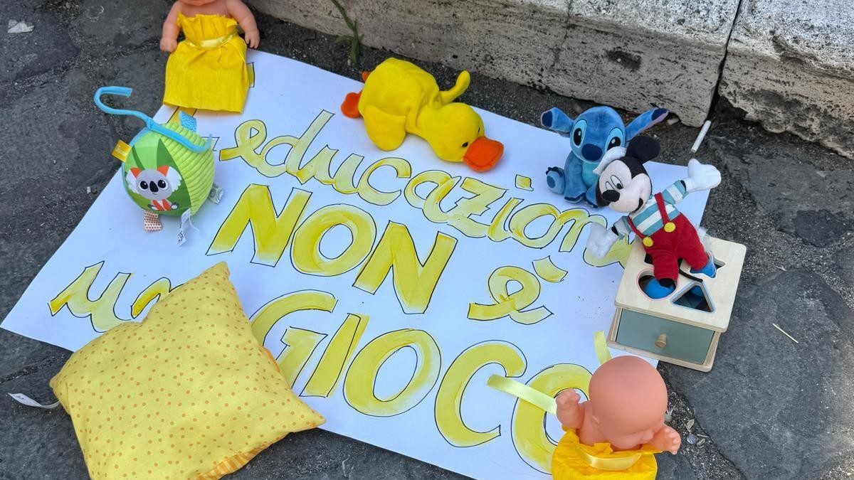 Una foto dalla protesta delle lavoratrici precarie dello scorso maggio in Campidoglio.