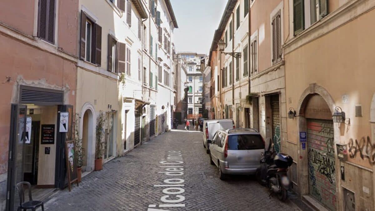Vicolo del Cinque, Roma (Foto da Google Maps)