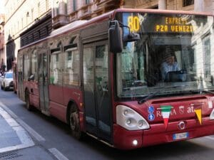Traffico e mobilità critica a Roma