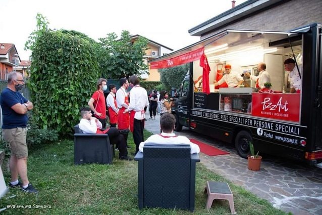 La prova generale del food truck di PizzAut (Foto di Valentina Santoro)