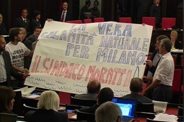 La protesta del Pd contro la sindaca Moratti nel 2010