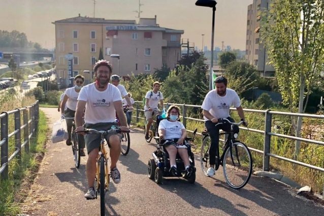 Il sindaco Paolo Micheli (primo a sinistra) e Francesca Maiorano, al centro