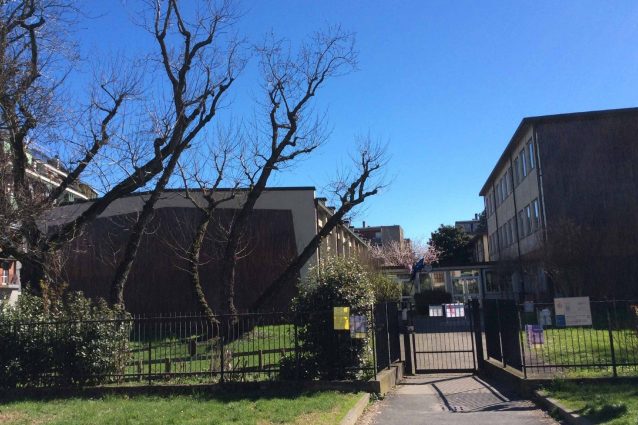 La scuola "Elsa Morante" di via Pini (Fonte: Facebook)