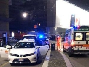 La foto dell’intervento dei soccorritori (dalla pagina Facebook "Tutti taxi per amore")