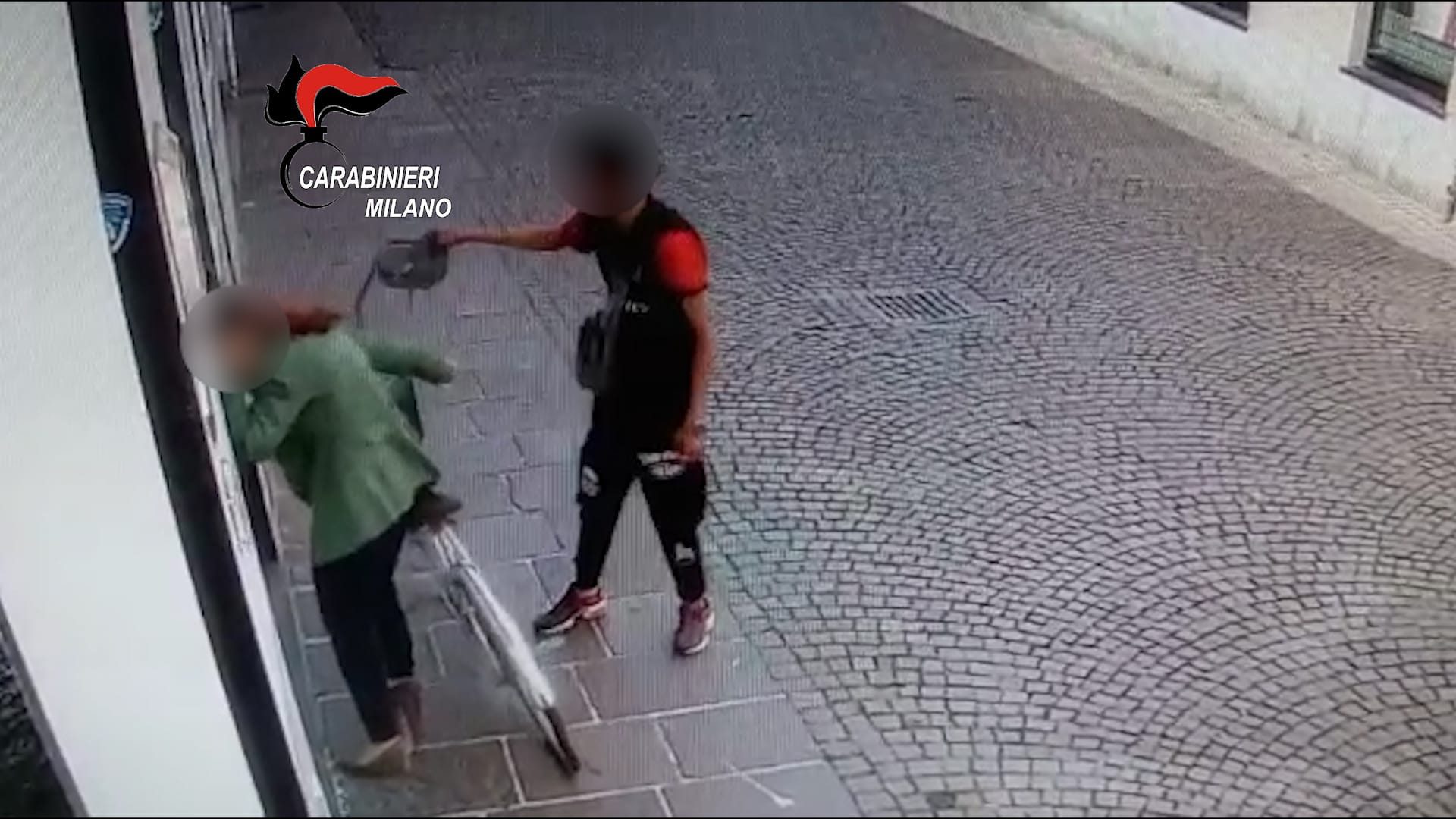 Così un ragazzo di 19 anni ha commesso 19 furti e rapine in appena due mesi