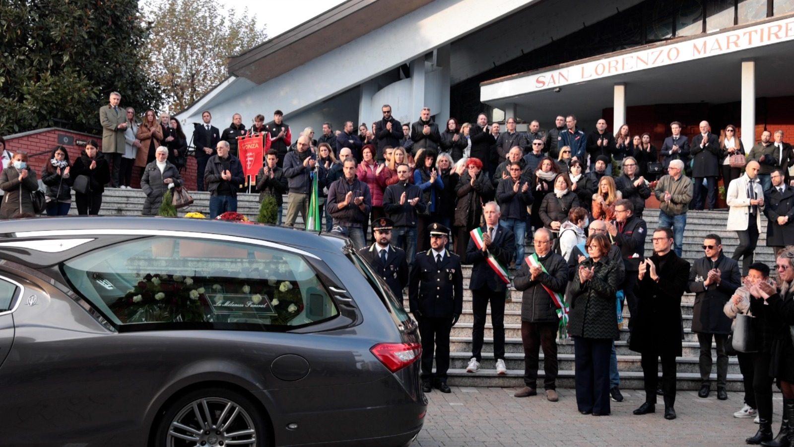 oggi-i-funerali-di-luis-fernando-ruggieri-ucciso-a-coltellate-ad-assago
