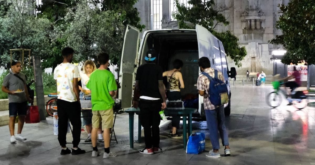 A rischio l'associazione che dona cibo a chi è in difficoltà: "Sala ...
