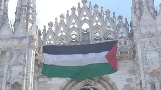 Bandiera U24 Città Di Milano, 90x150 Cm, In Poliestere Con Doppio Orlo E 2 Occhielli
