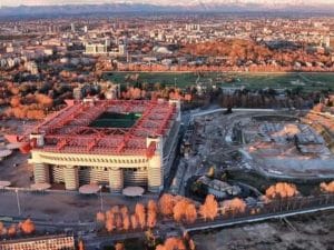Vendita stadio Meazza a Inter e Milan, nel mirino le chat dei dirigenti: “Abbiamo aggiustato la Delibera”