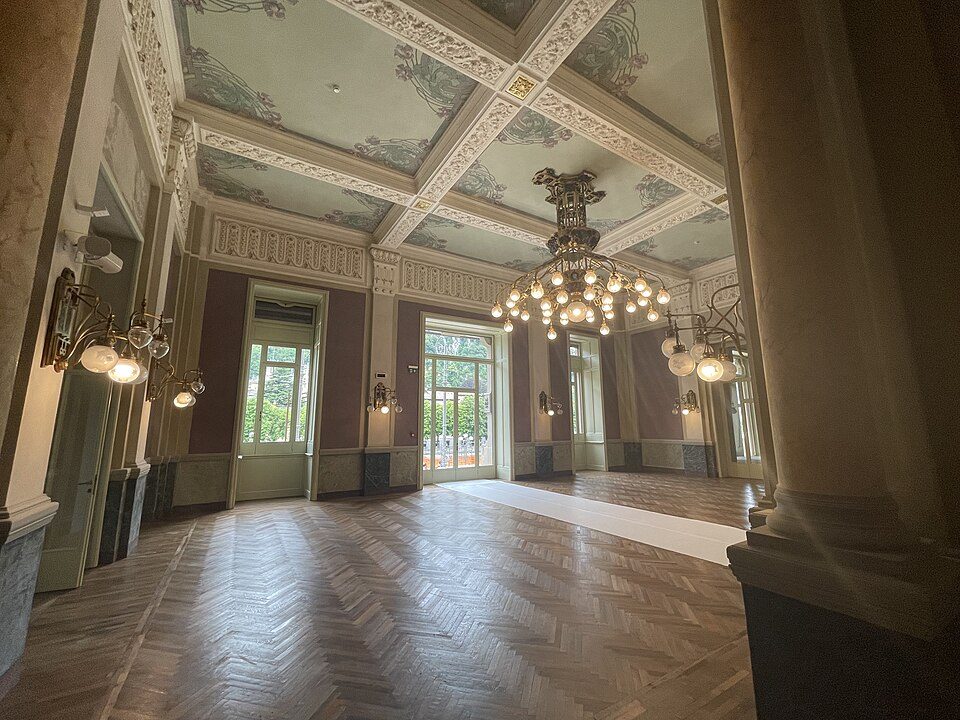 Gli interni del Grand Hotel