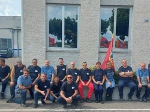 Licenziato (poi reintegrato) per aver segnalato un errore sui permessi per assistere la moglie: cos&#8217;è successo