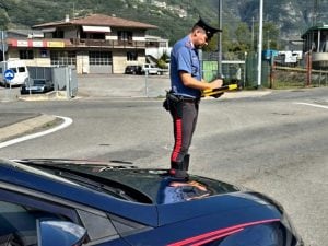 esine-brescia-carabinieri-21-settembre-300x225.jpg
