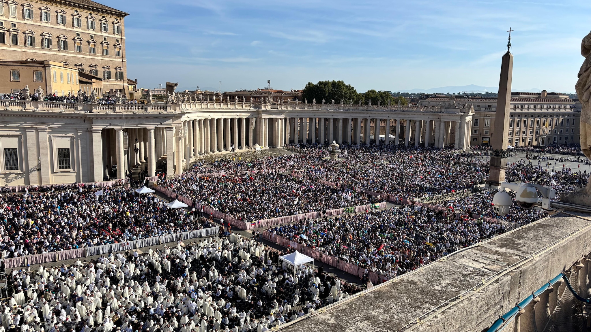 La vista su Piazza San Pietro