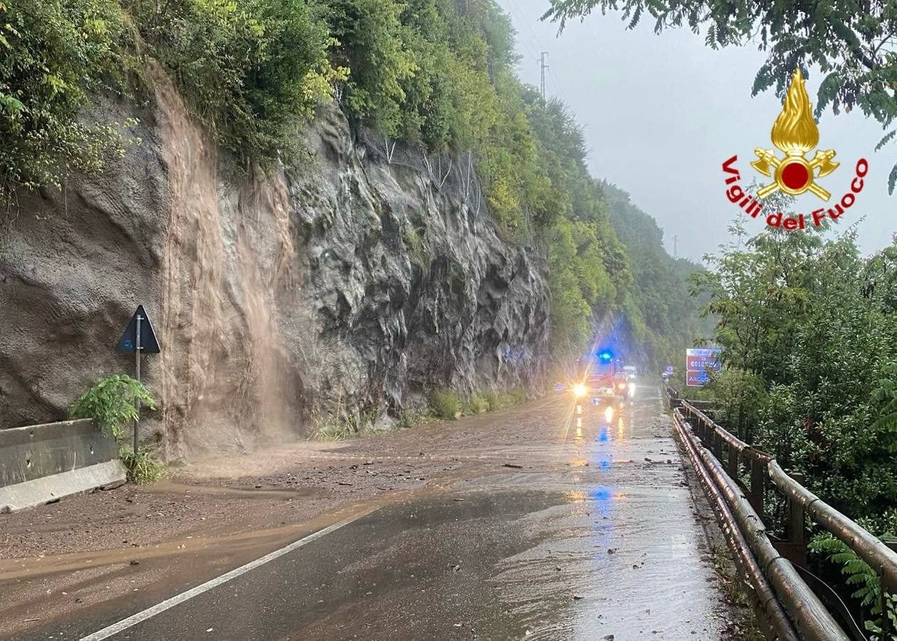Immagine di strada Regina allagata