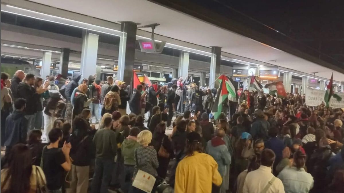 Le immagini della stazione di ieri a Brescia (fonte: associazione diritti per tutti, Instagram)