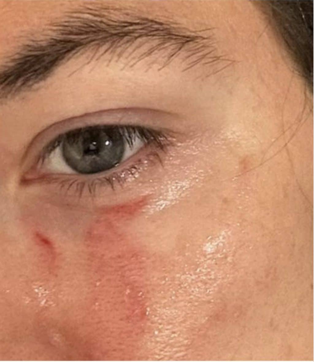 Foto mandate da Pamela Genini all’amica Elisa Bartolotti e all’ex fidanzato.