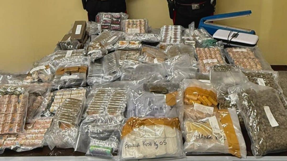 Il ritrovamento di sostanze stupefacenti dopo l’allagamento