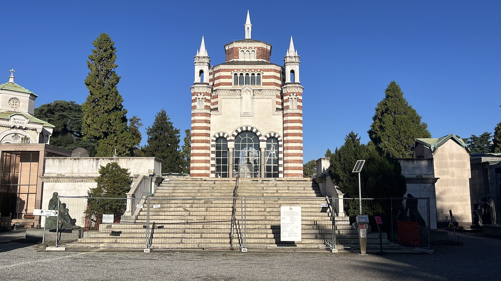 Il Cimitero Monumentale di Milano. Credits: Giulia Ghirardi (Fanpage.it)