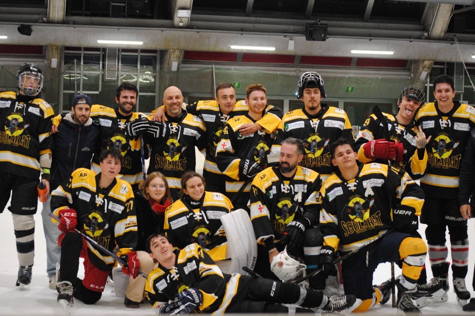 La squadra degli Sgalurat (foto da Sgularat)