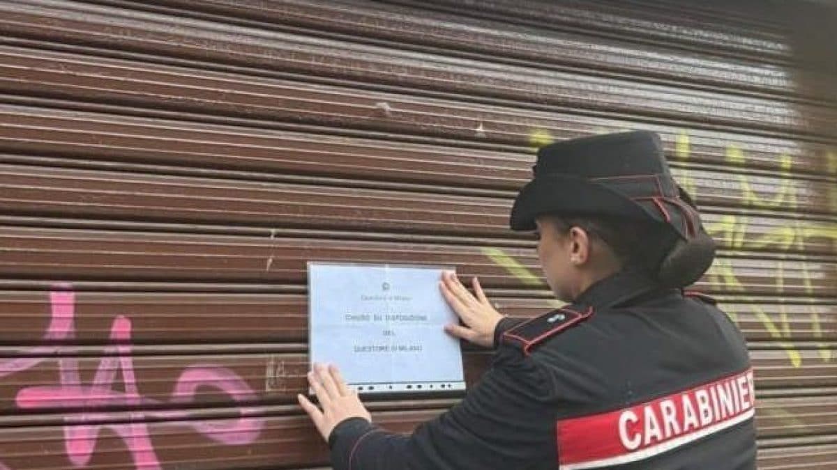 La sospensione della licenza al Caffè Ripamonti a Milano