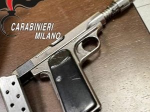 arma-sequestrata-1765619020120-300x225.jpeg