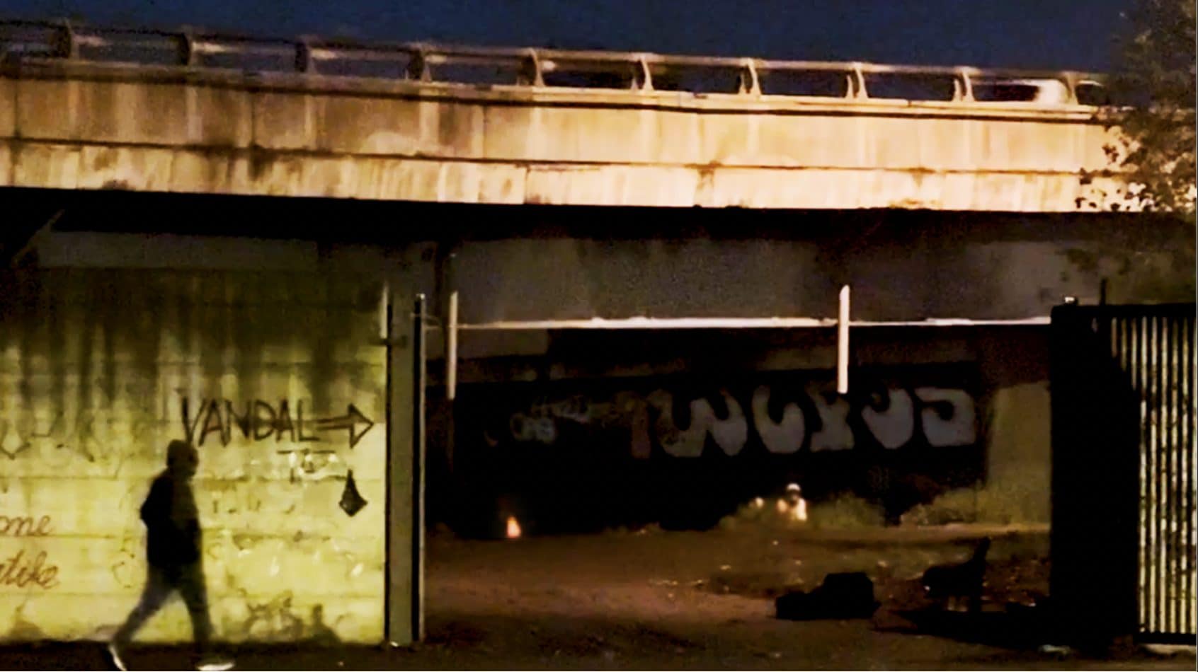 Via Orwell, la più antica piazza di spaccio di Rogoredo