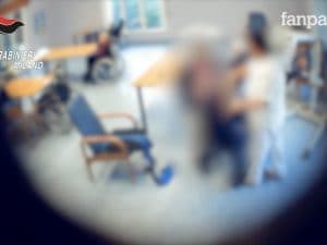 Abusi sessuali e botte sulle anziane di una Rsa nel Milanese, la gip: “Ha dato libero sfogo alle sue pulsioni”
