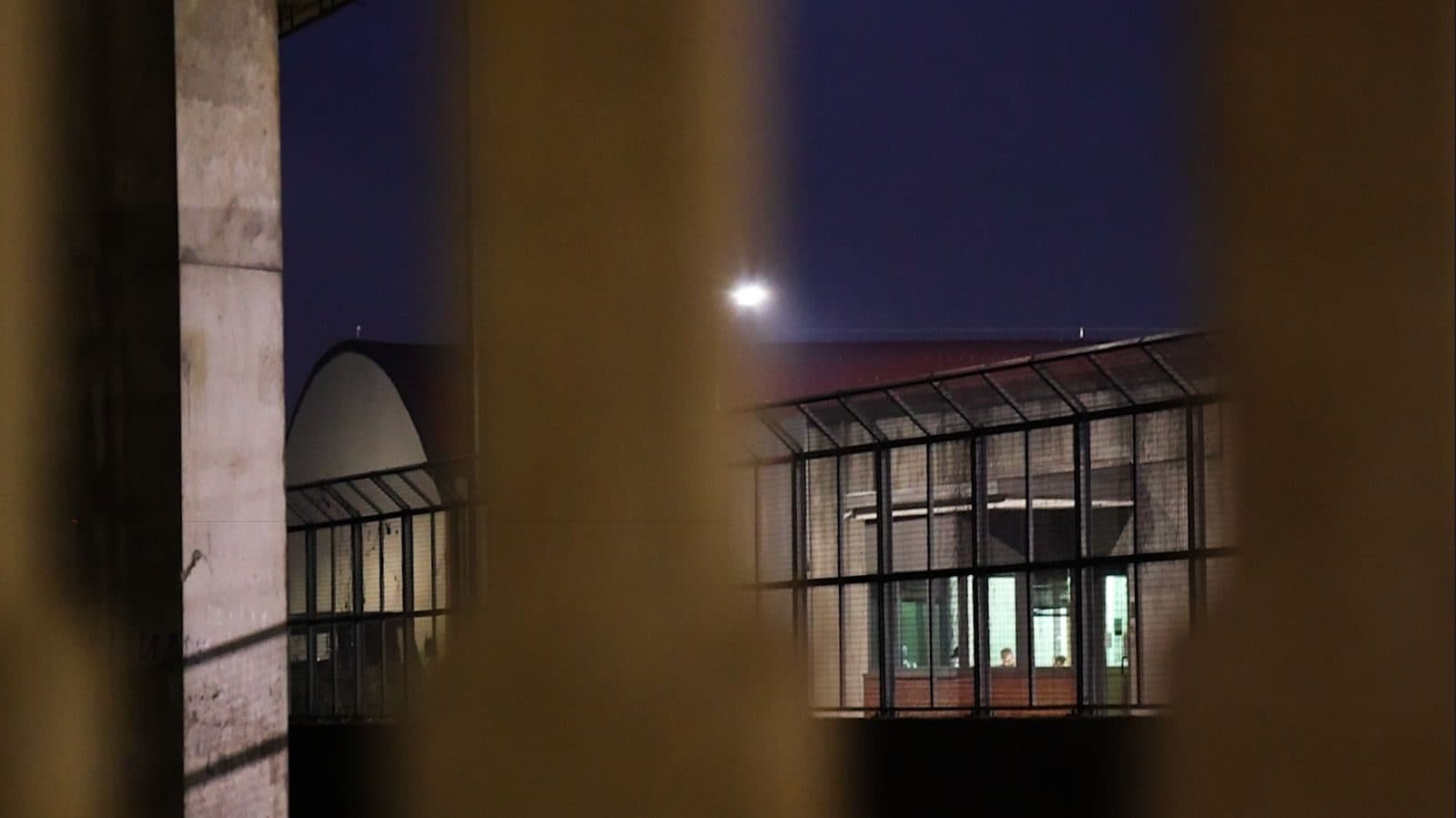 L’ingresso del Cpr di via Corelli a Milano