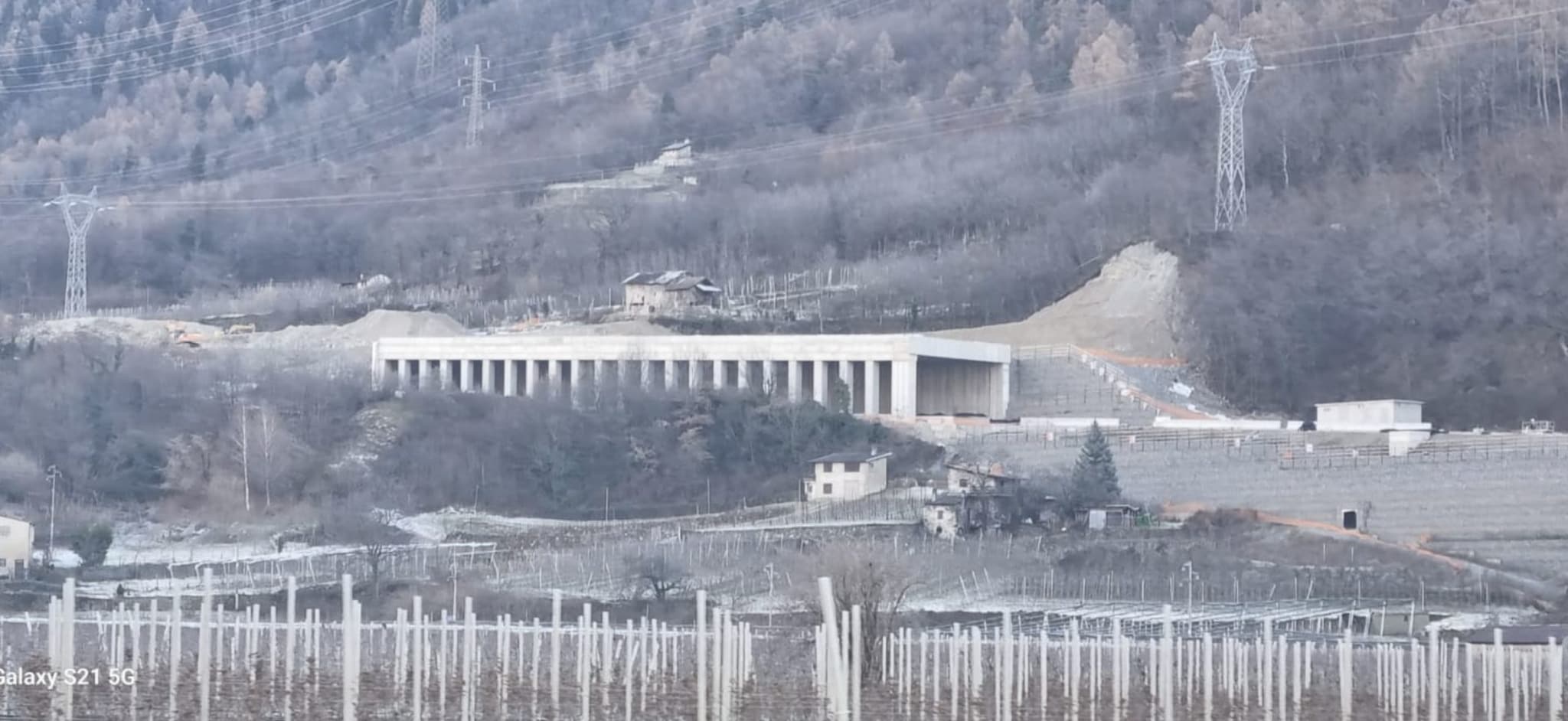 La tangenziale di Tirano in parte incompiuta