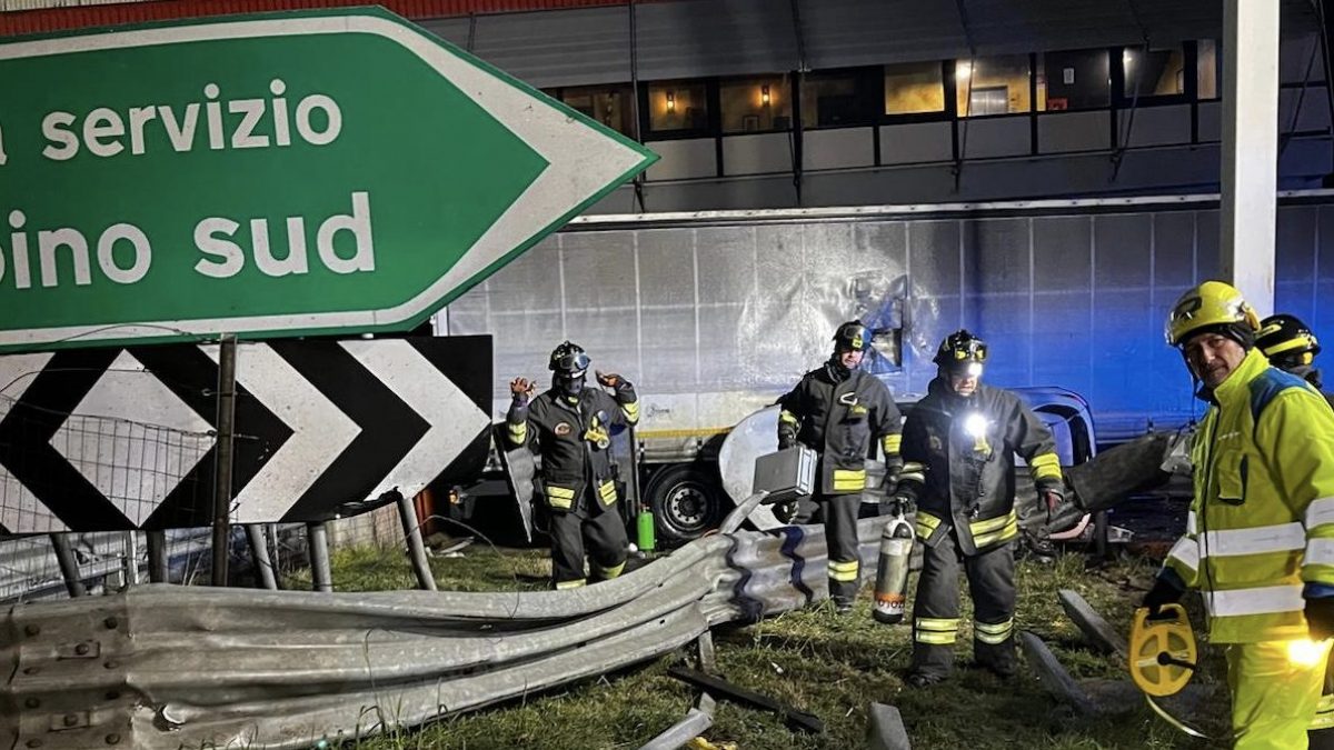 Foto incidente nell’area di servizio Sebino Sud in A4