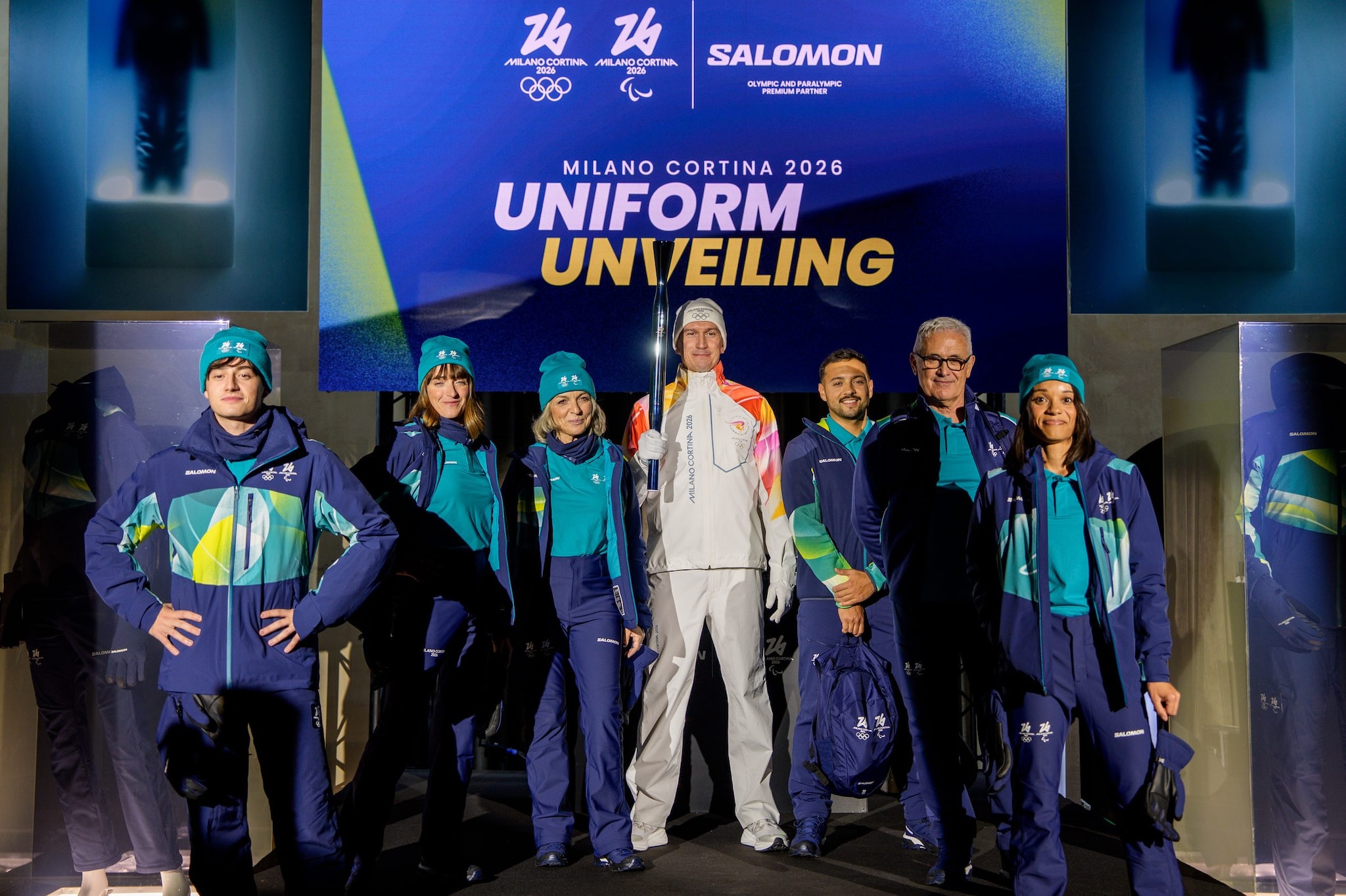 Presentazione delle uniforme ufficiali di volontari e personale dei Giochi Olimpici e Paralimpici di Milano Cortina | Foto LaPresse