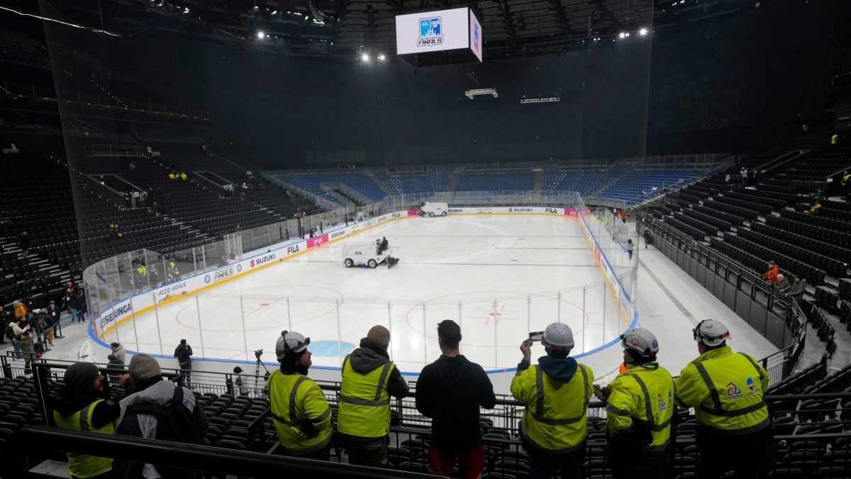 L’apertura al pubblico dell’arena Santa Giulia il 9 gennaio 2026 | Foto LaPresse
