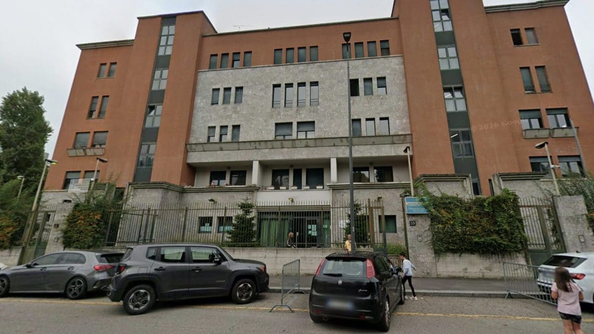 Commissariato Mecenate in via Quintiliano, Milano (foto GoogleMaps)