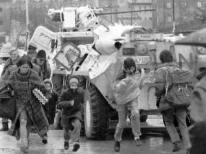 Safari umani a Sarajevo, l’80enne indagato interrogato davanti ai pm: “Non è vero nulla, mai stato a Sarajevo”