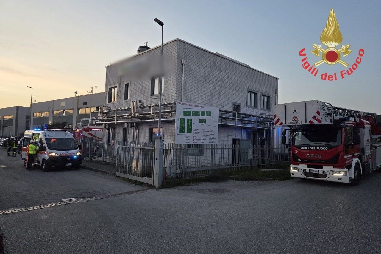 Il capannone dove si è verificata l’esplosione