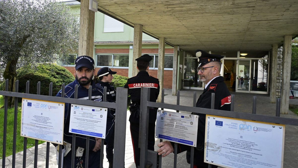 La scuola dove è stata accoltellata la professoressa (Fonte: LaPresse)