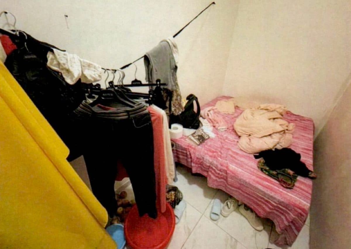 I dormitori abusivi negli opifici cinesi legati a Paul&Shark