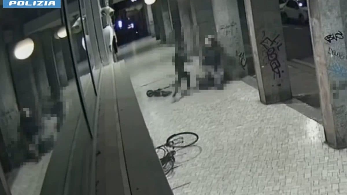 Una delle aggressioni a Gallarate