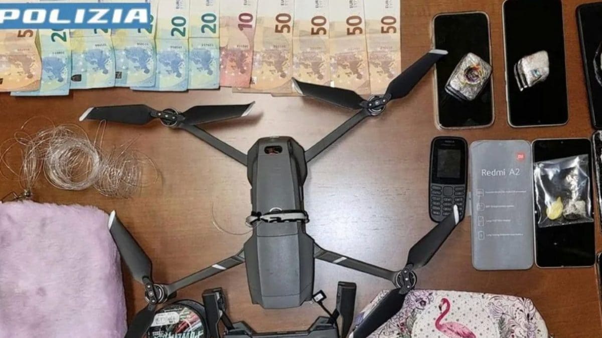 Il drone utilizzato per introdurre droga e telefoni nel carcere di Bergamo