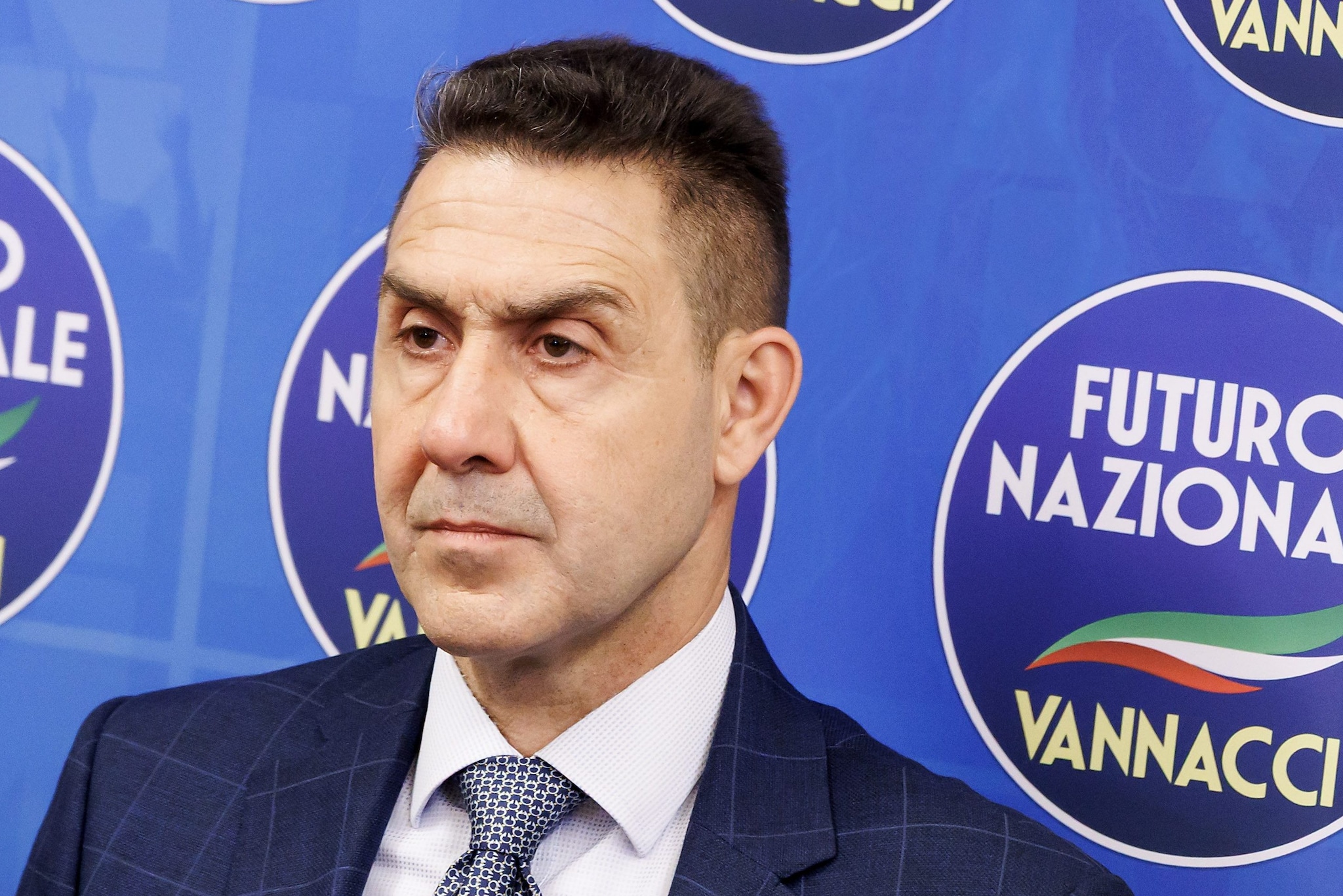 Roberto Vannacci Entra In Regione Lombardia Con Futuro Nazionale FdI roberto-vannacci-entra-in-regione-lombardia-con-futuro-nazionale-fdi