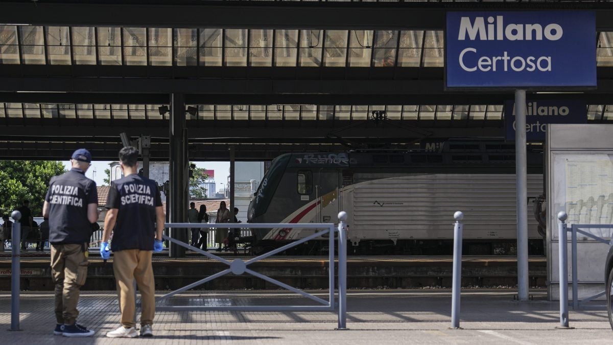 La stazione ferroviaria Milano Certosa (foto da LaPresse)